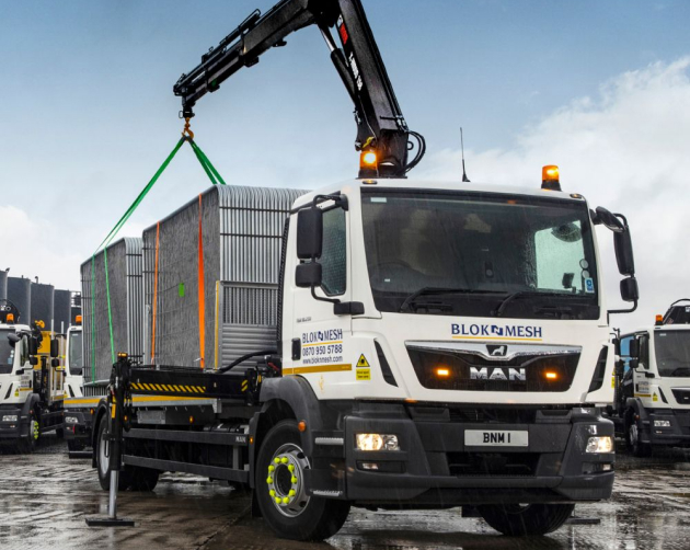 Polmil fence transporter